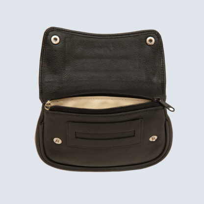 X 837 - TOBACCO POUCH