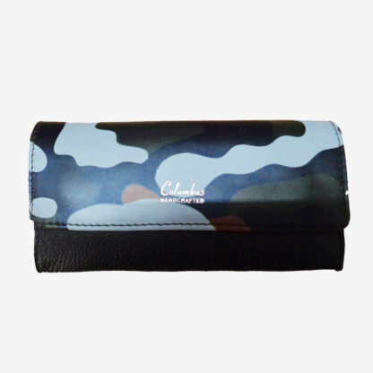 X 857 - TOBACCO POUCH